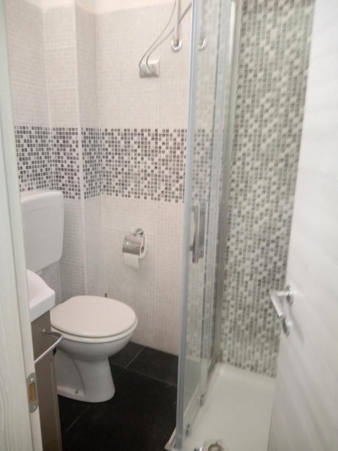 Duomo House Apartment คาตาเนีย ภายนอก รูปภาพ